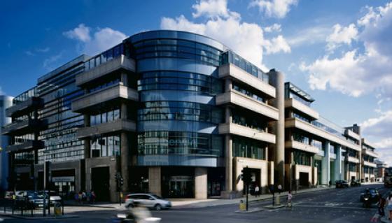 10 Queen Street Place, London, USA 10 Queen Street Place, London, USA